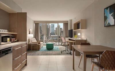 Home2 Suites by Hilton Chicago River North