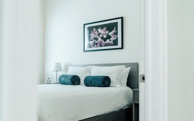 The Guesthouse Hotel