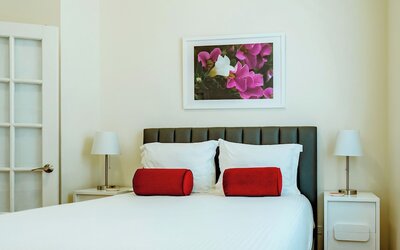 The Guesthouse Hotel