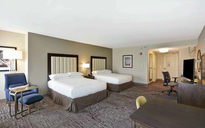 DoubleTree by Hilton Chicago Midway Airport