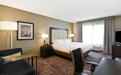 DoubleTree by Hilton Chicago Midway Airport