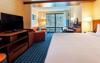 Fairfield Inn & Suites Chicago Downtown/River North