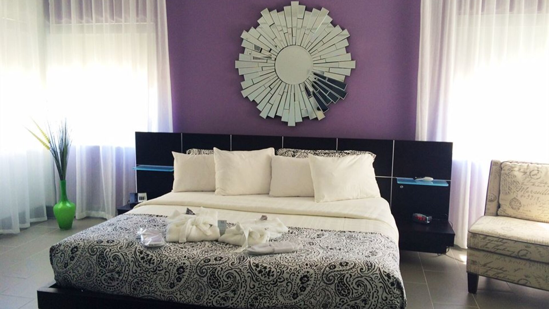 Marseilles Hotel