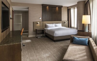 Hyatt Centric Chicago Magnificent Mile