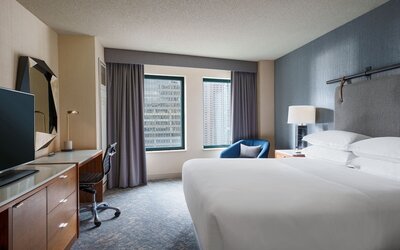 Sheraton Grand Chicago Riverwalk