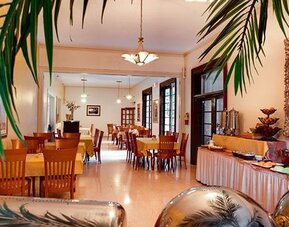 Dorchester Hotel