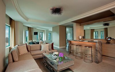 Sheraton Grand Chicago Riverwalk