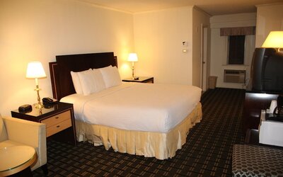 Bedford Plaza Hotel - Boston