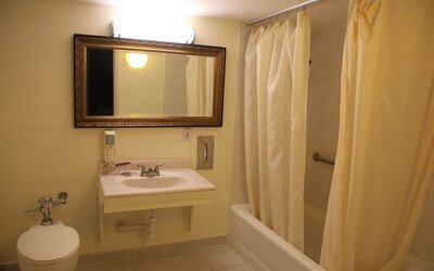 Bedford Plaza Hotel - Boston