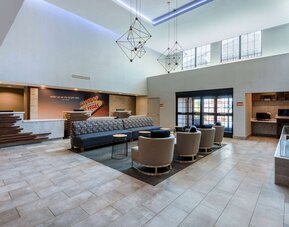 La Quinta Inn & Suites by Wyndham Las Vegas Airport South
