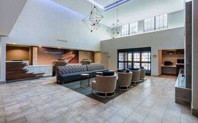 La Quinta Inn & Suites by Wyndham Las Vegas Airport South
