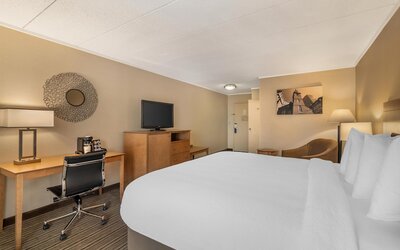 Best Western Plus Waltham Boston