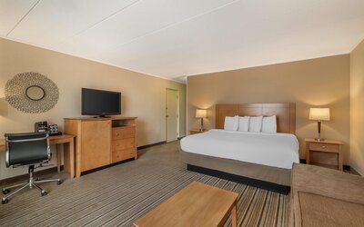 Best Western Plus Waltham Boston