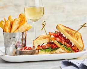 Courtyard by Marriott Woburn/Boston North