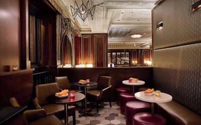 The Blackstone, Autograph Collection