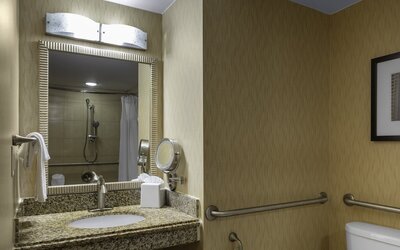 Crowne Plaza Boston - Woburn by IHG
