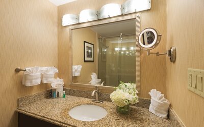 Crowne Plaza Boston - Woburn by IHG
