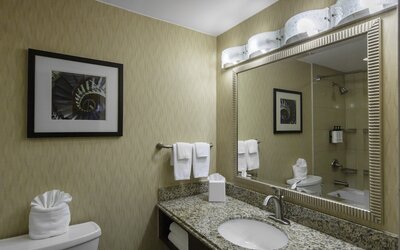 Crowne Plaza Boston - Woburn by IHG