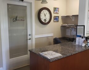 Crescent Suites Hotel