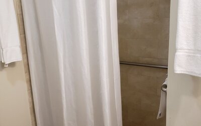 Crescent Suites Hotel