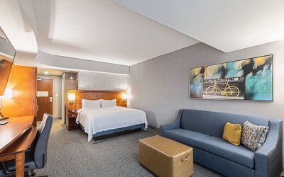 Courtyard by Marriott Boston Waltham