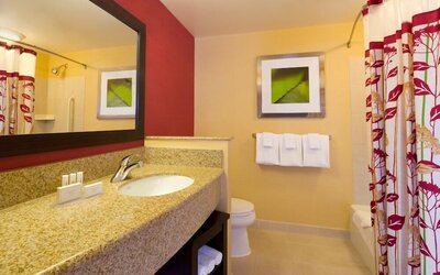 Courtyard by Marriott Boston Waltham
