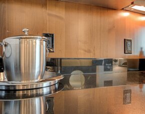 Blu Cashmere Suite