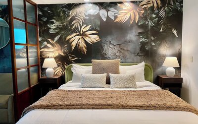 Blu Cashmere Suite