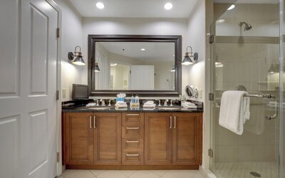 Blu Cashmere Suite