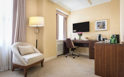 Warwick Allerton - Chicago