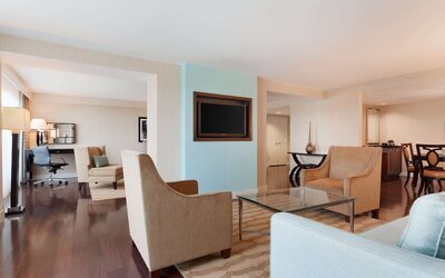 Embassy Suites by Hilton Boston Waltham