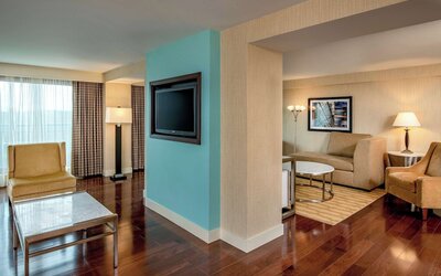 Embassy Suites by Hilton Boston Waltham