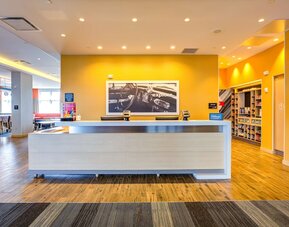 Hampton Inn & Suites Boston/Waltham