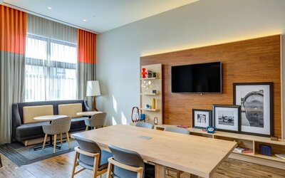 Hampton Inn & Suites Boston/Waltham
