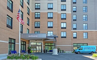 Hampton Inn & Suites Boston/Waltham