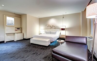 THE MIDLAND HOTEL, Chicago, a Tribute Portfolio Hotel