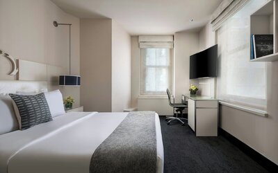 THE MIDLAND HOTEL, Chicago, a Tribute Portfolio Hotel