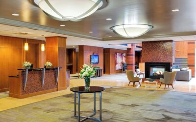 Courtyard by Marriott Boston Logan Airport