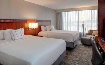 Courtyard by Marriott Boston Logan Airport
