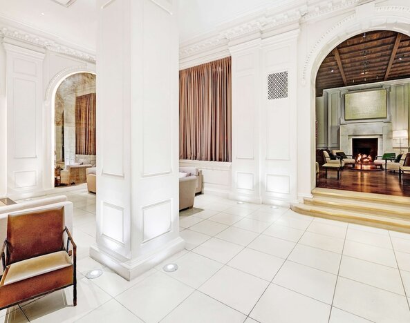 The Chicago Hotel Collection Ambassador Gold Coast