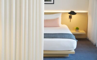 The Chicago Hotel Collection Ambassador Gold Coast