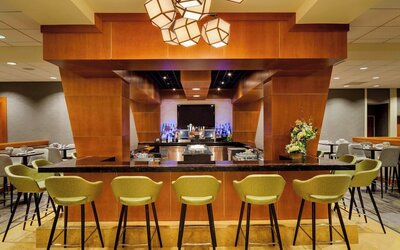 Courtyard by Marriott Boston Logan Airport