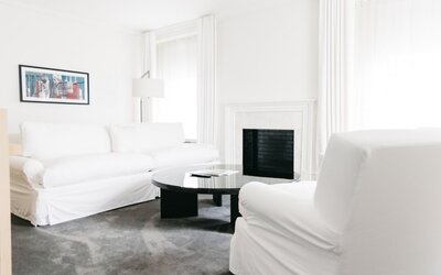 The Chicago Hotel Collection Ambassador Gold Coast