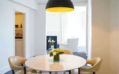The Chicago Hotel Collection Ambassador Gold Coast