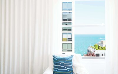 The Chicago Hotel Collection Ambassador Gold Coast