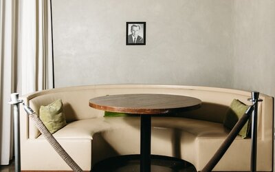 The Chicago Hotel Collection Ambassador Gold Coast