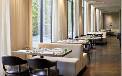 The Chicago Hotel Collection Ambassador Gold Coast