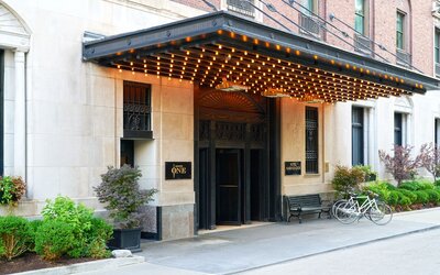 The Chicago Hotel Collection Ambassador Gold Coast