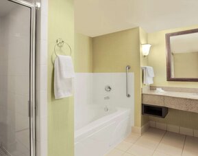 Hilton Garden Inn Chicago/Midway Airport