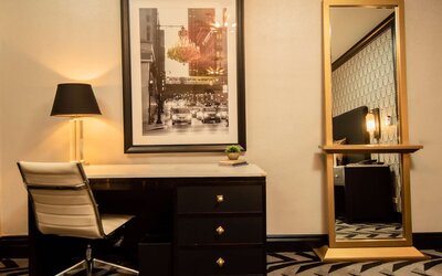 The Allegro Royal Sonesta Hotel Chicago Loop